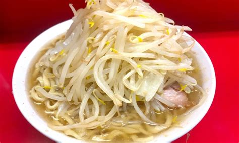 ラーメン二郎 女は来るな、なぜ男性中心の文化が根強いのか